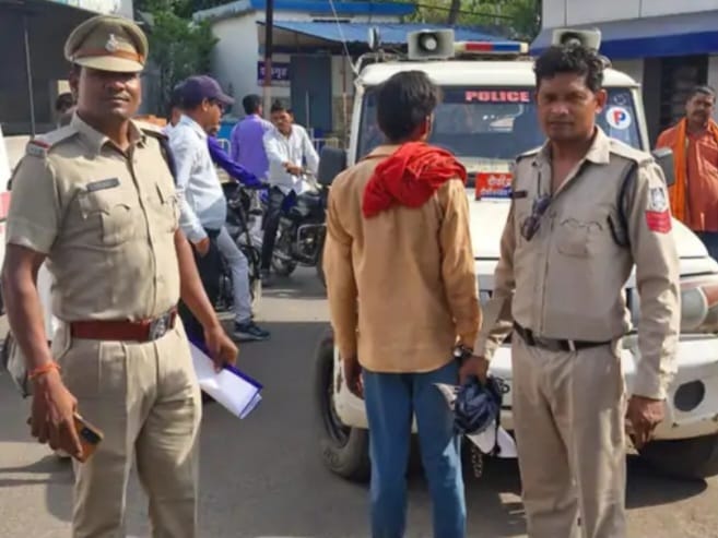 Damoh News: Poured diesel on wife and pushed her into burning stove, wife's condition critical