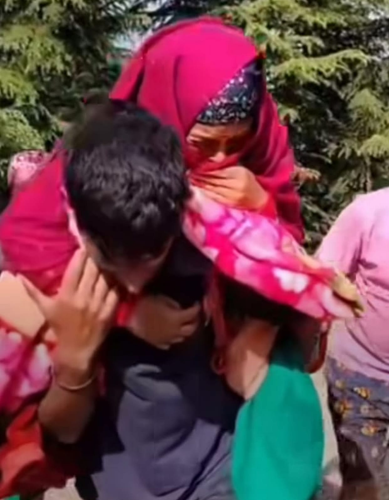 Donated land, still lost child in wife's womb due to road not being built