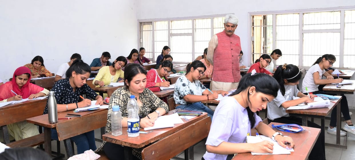 Exams started in MDU, Vice Chancellor took stock