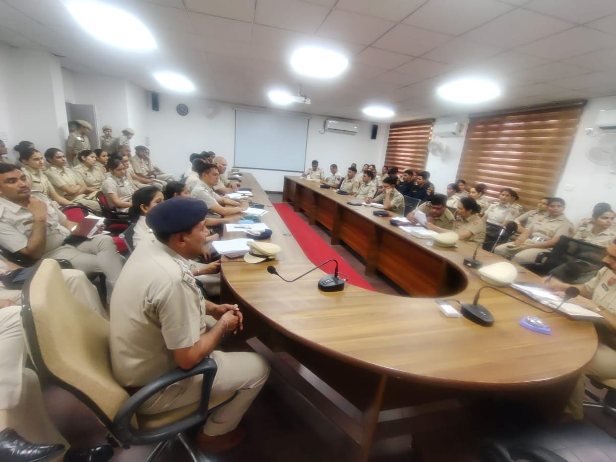 Training given to officers and employees