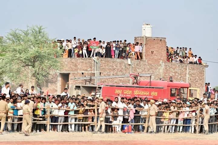 BJP cheated farmers and youth: Akhilesh