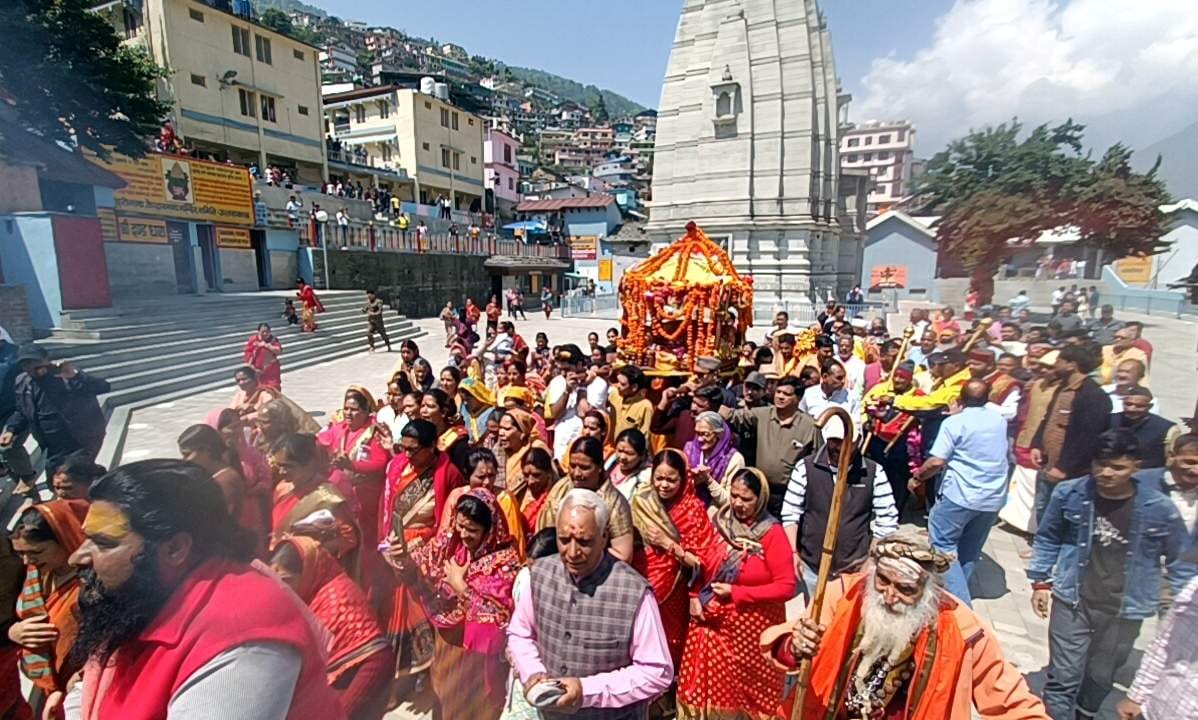 Chardham Winter pilgrimage More than 27,000 devotees have reached pilgrimage sites Uttarakhand News
