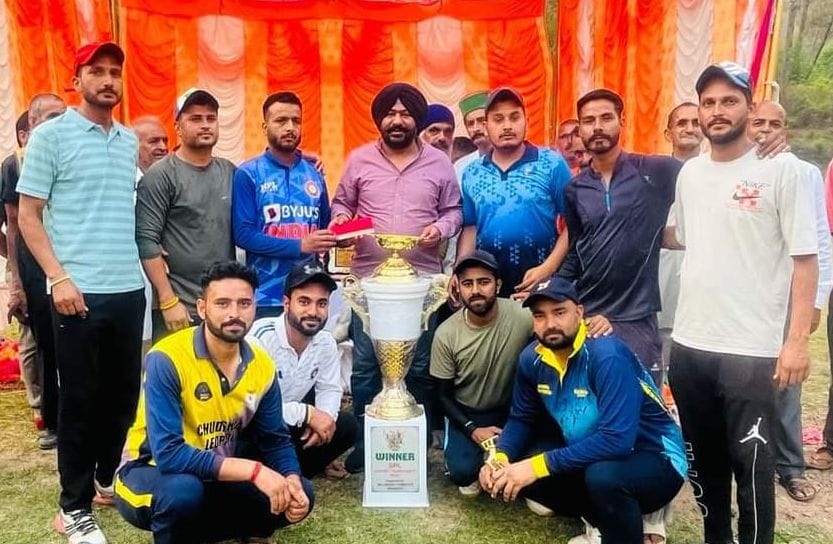 Abu XI won Jukhadi cricket competition