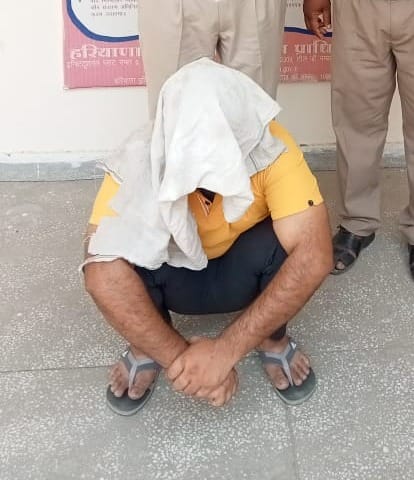 Accused who was absconding with tempo for 3 years after luring him with cheap fruits, caught