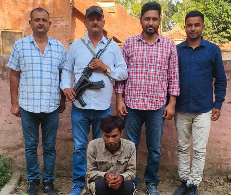 Accused of stealing 75 thousand rupees by picking pockets arrested