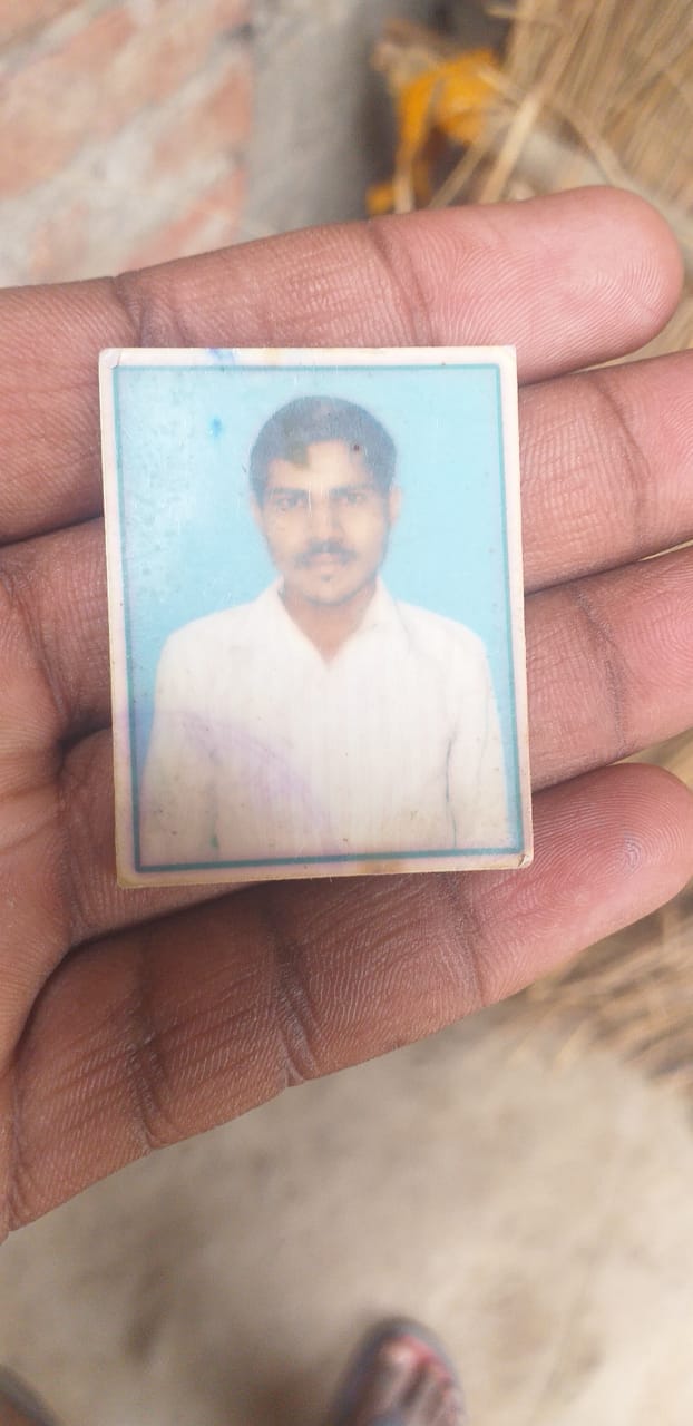 A laborer plucking mangoes riding on a trolley slipped and died under the wheel.