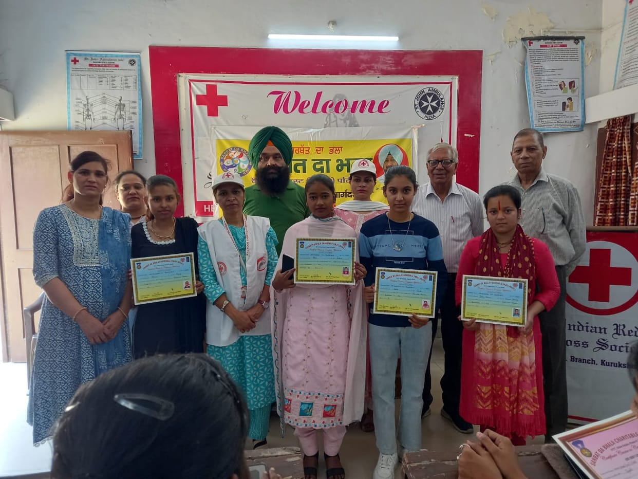 Training certificates distributed to computer trainees