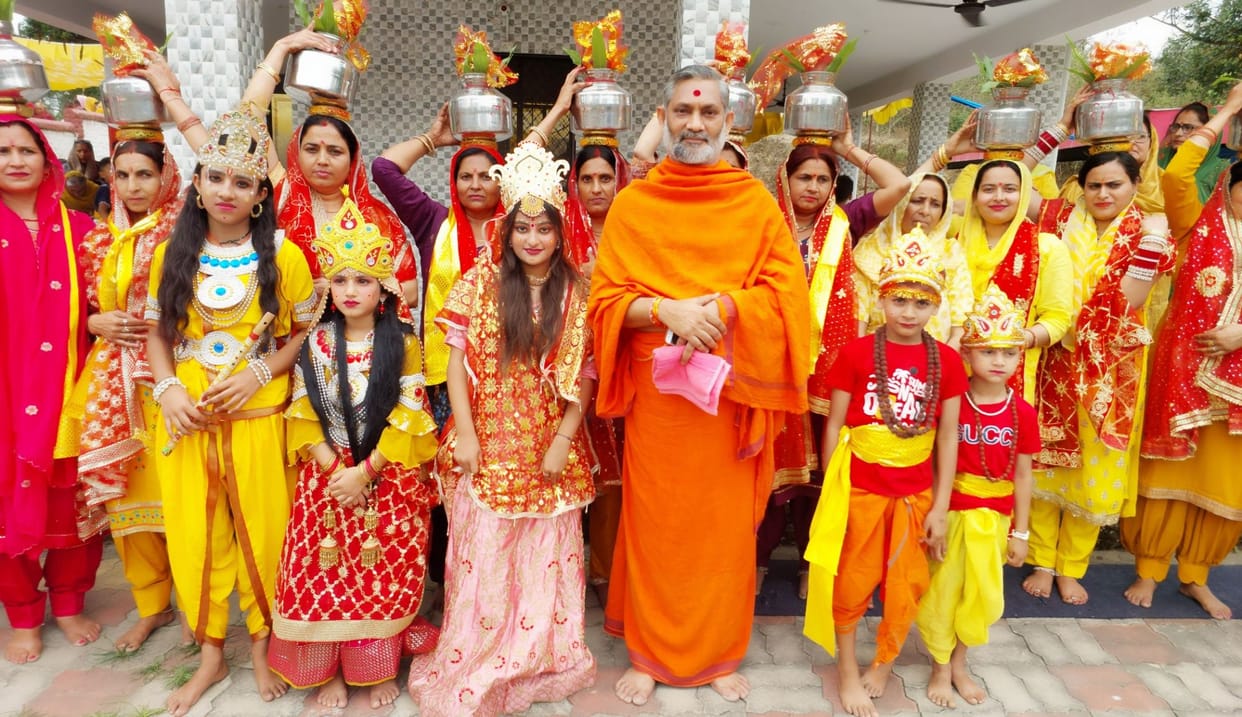 Procession taken out in celebration of Shrimad Bhagwat Katha which will run till 18th May