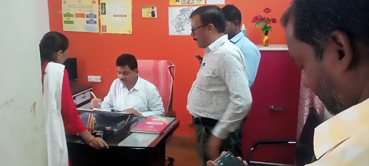 Eight personnel including three doctors found absent, answers sought