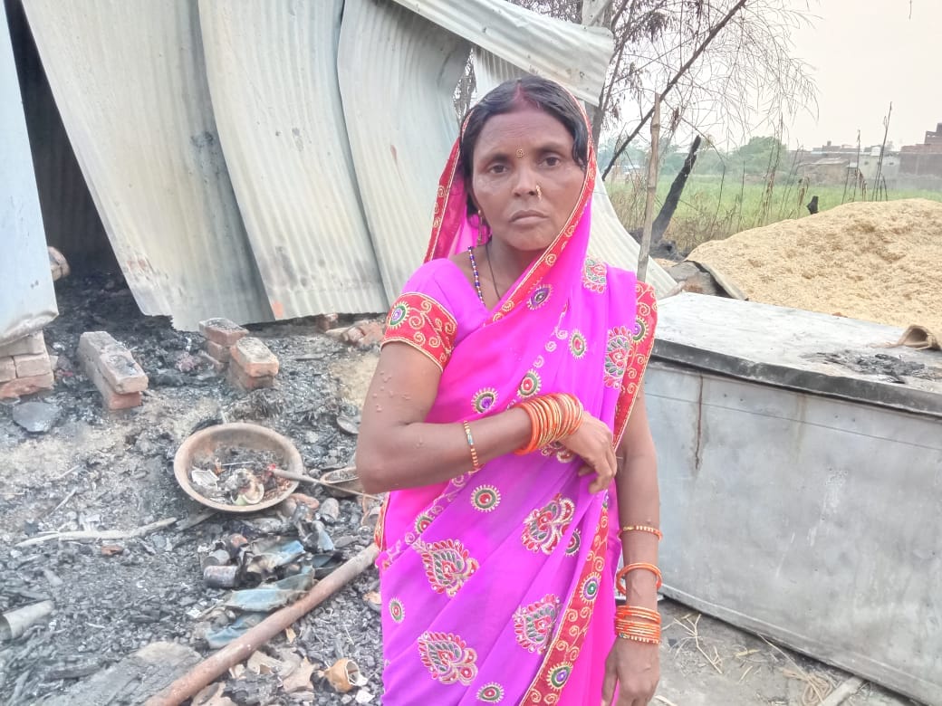 Son burns alive to death in fire, parents burnt to save him