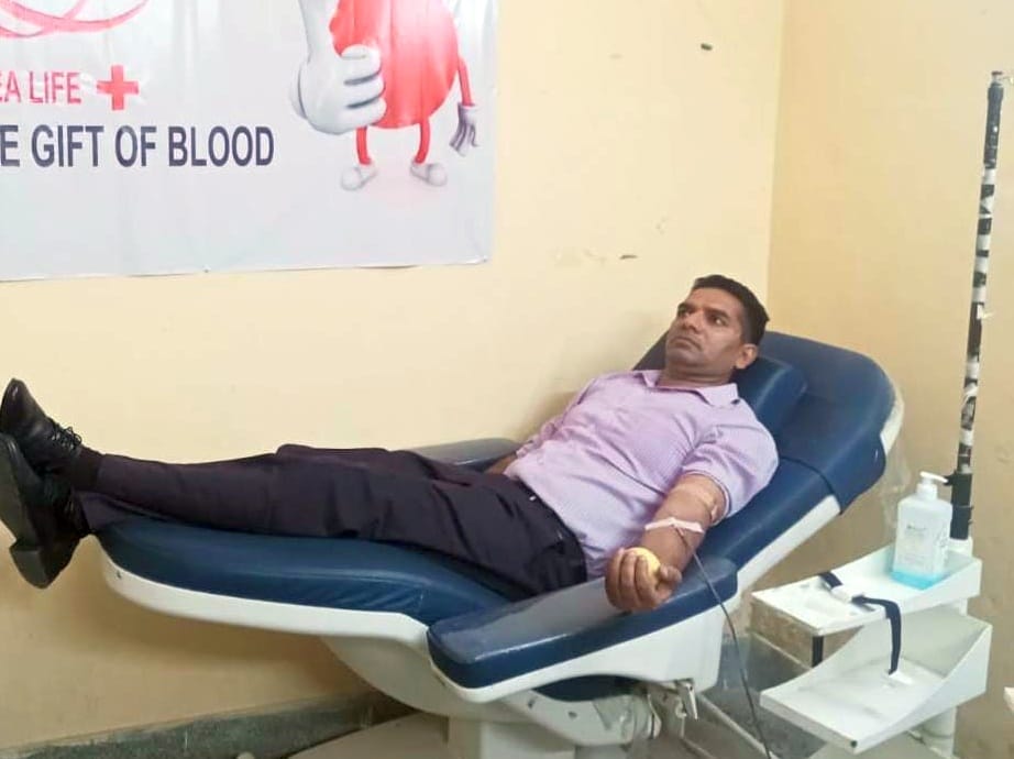 CO gave blood to the injured girl admitted in the district hospital