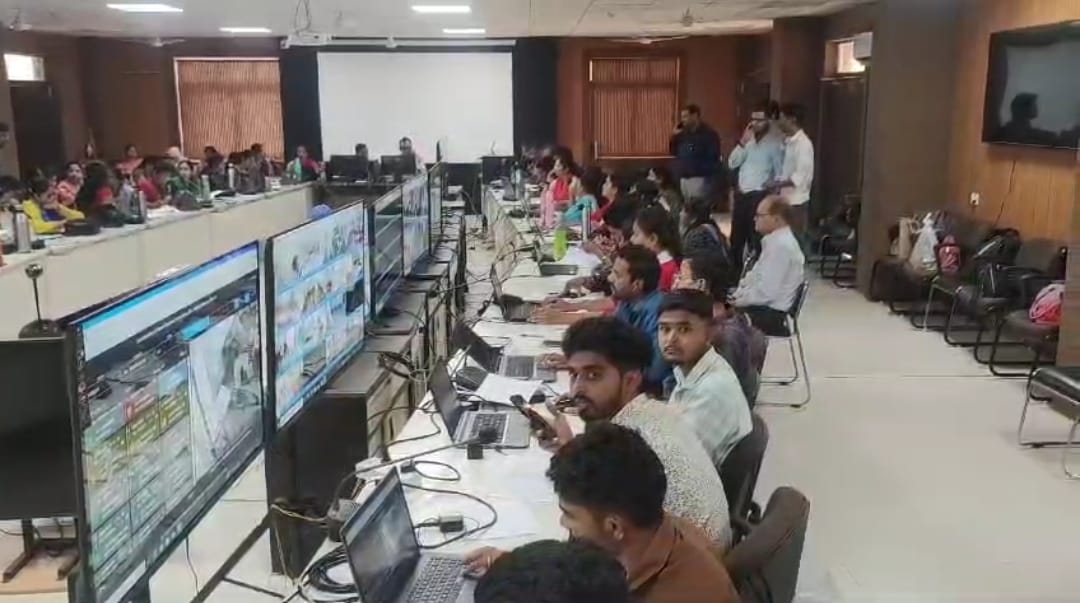 जिला कलेक्टर कार्यालय में बनाया गया वार रूम