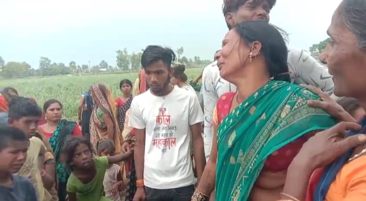 The dead body of a young man who had come to his in-laws' house was found hanging from a tree.