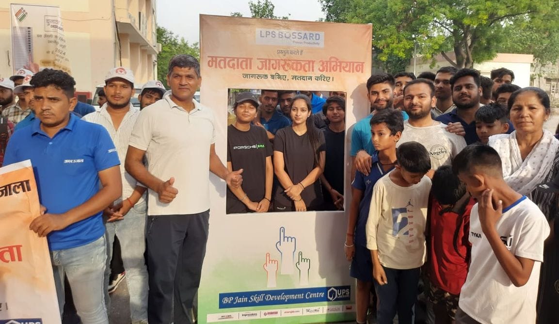 Every vote cast by citizens is a new ray of hope for a better tomorrow: Dr. Manoj Kumar