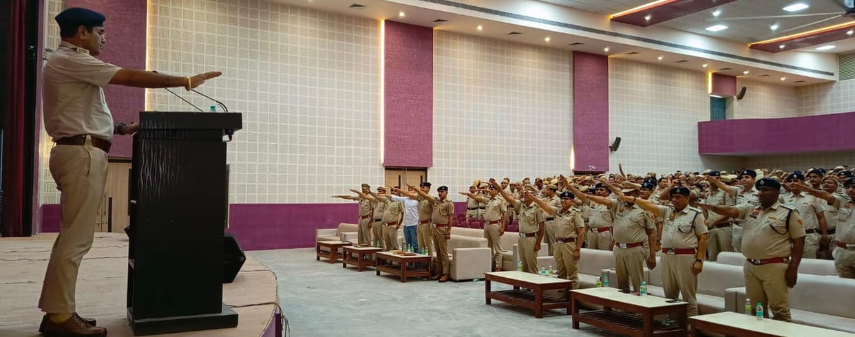 Election duty training given to policemen