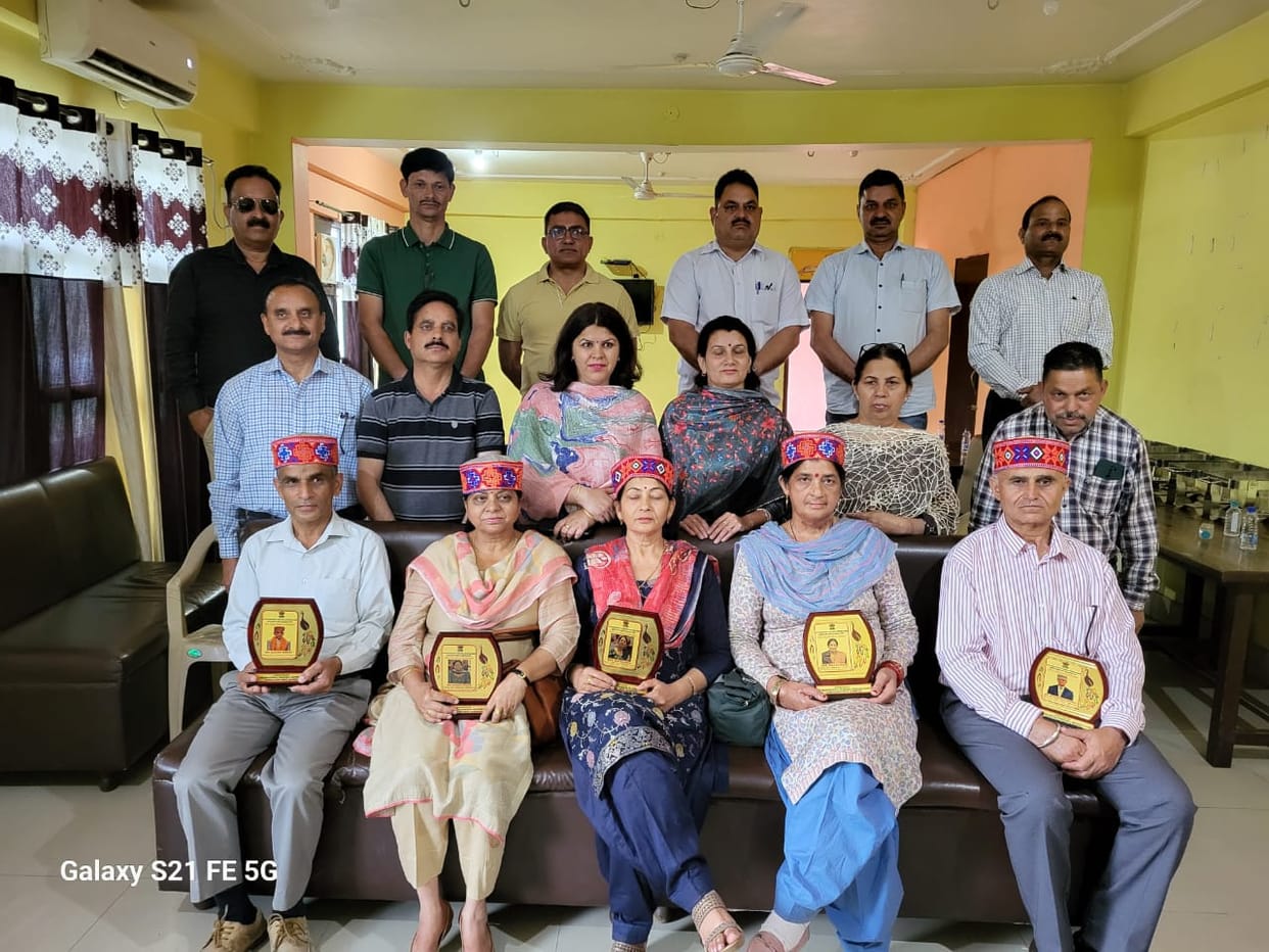 More than 40 headmasters retired without promotion