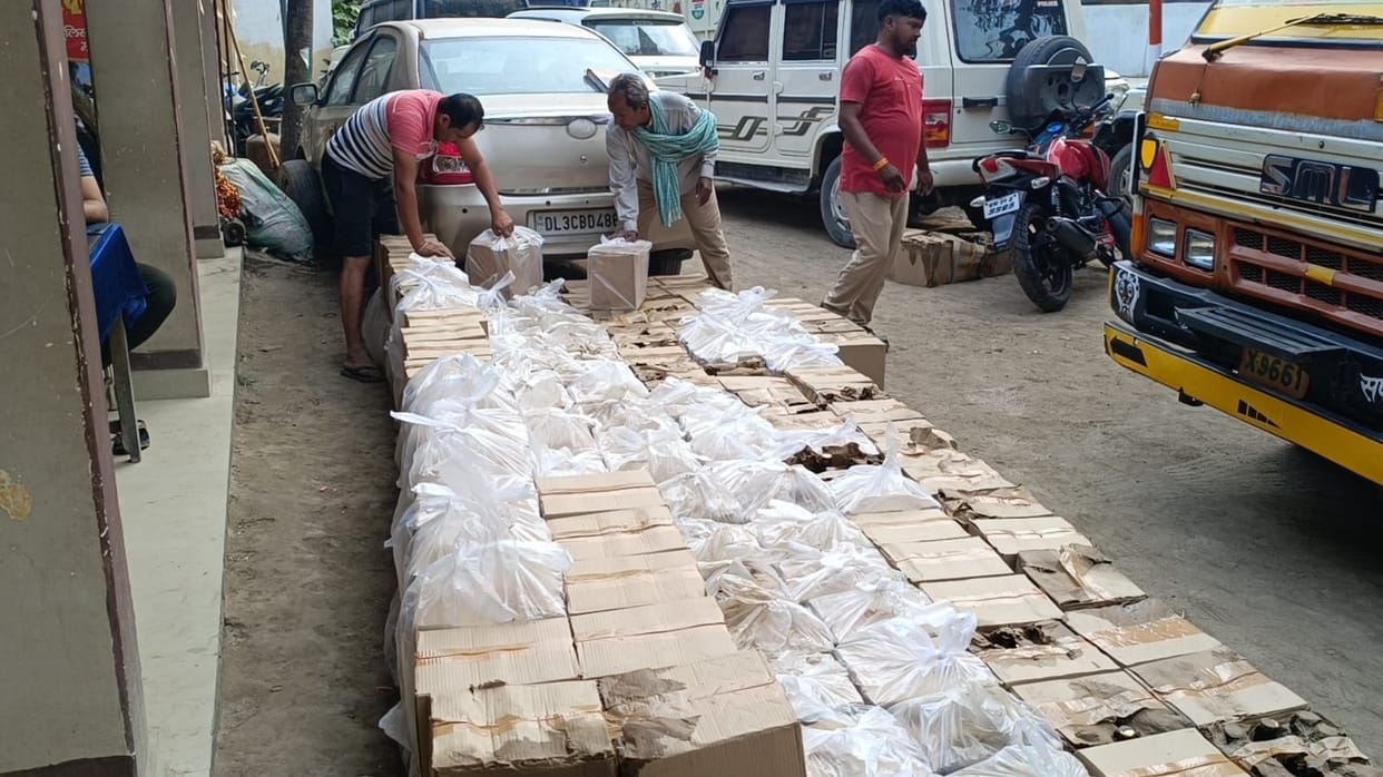 wine of 10 lakh caught