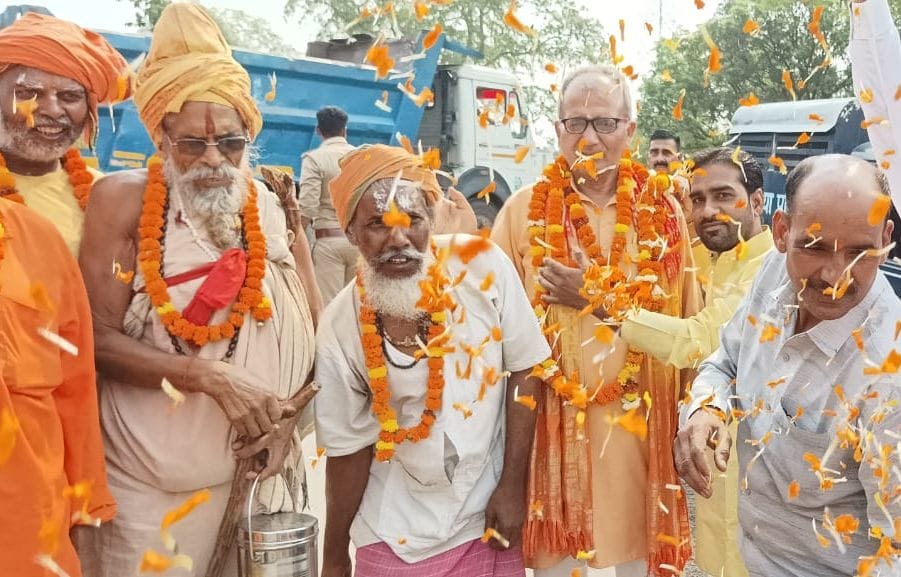 Parikramathis left for Ayodhya