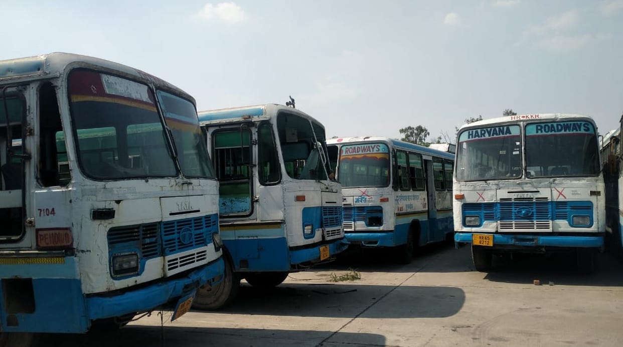 Conditions of roadways depot's workshop will improve, 44 condom buses auctioned
