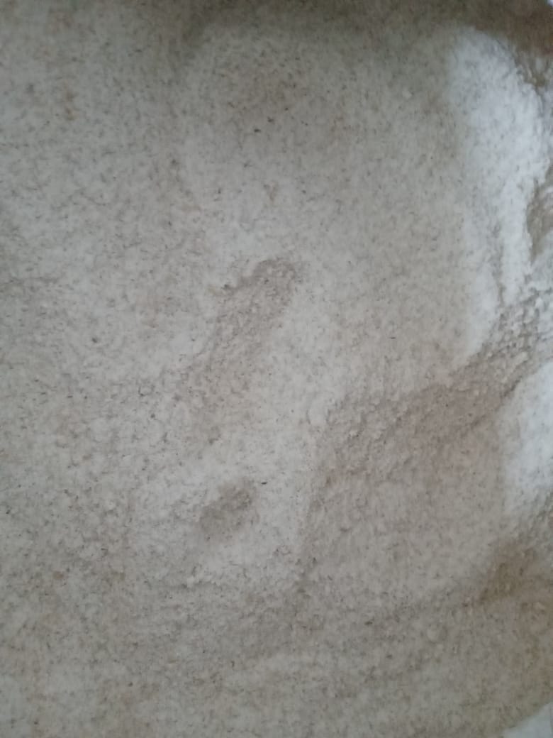 Flour containing sand particles reached ration depots