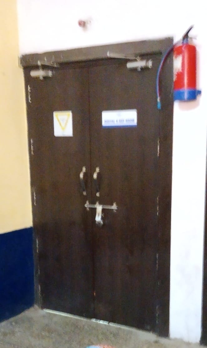 Digital X-ray machine malfunctions, patients worried