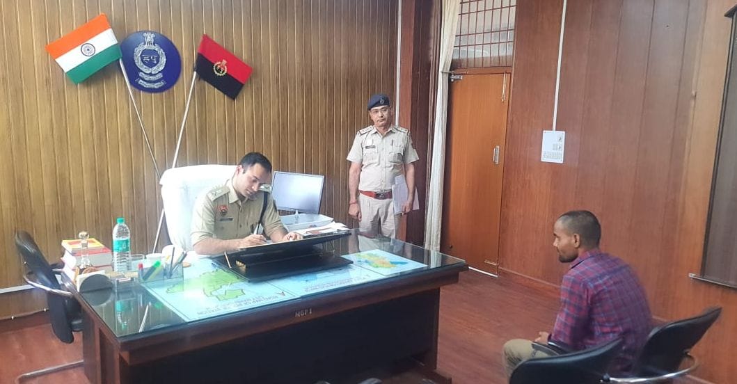 Superintendent of Police gives instructions to officers and employees regarding Lok Sabha elections