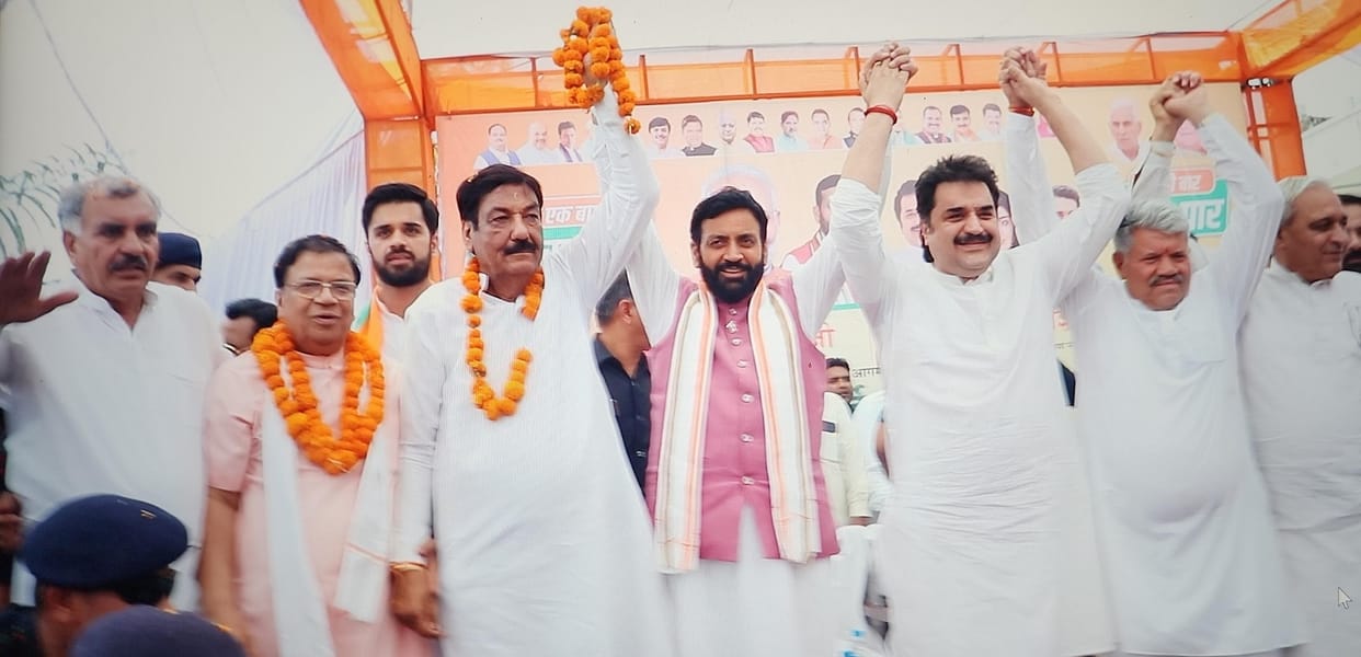 Chief Minister attended 14 refreshment programs to woo urban voters