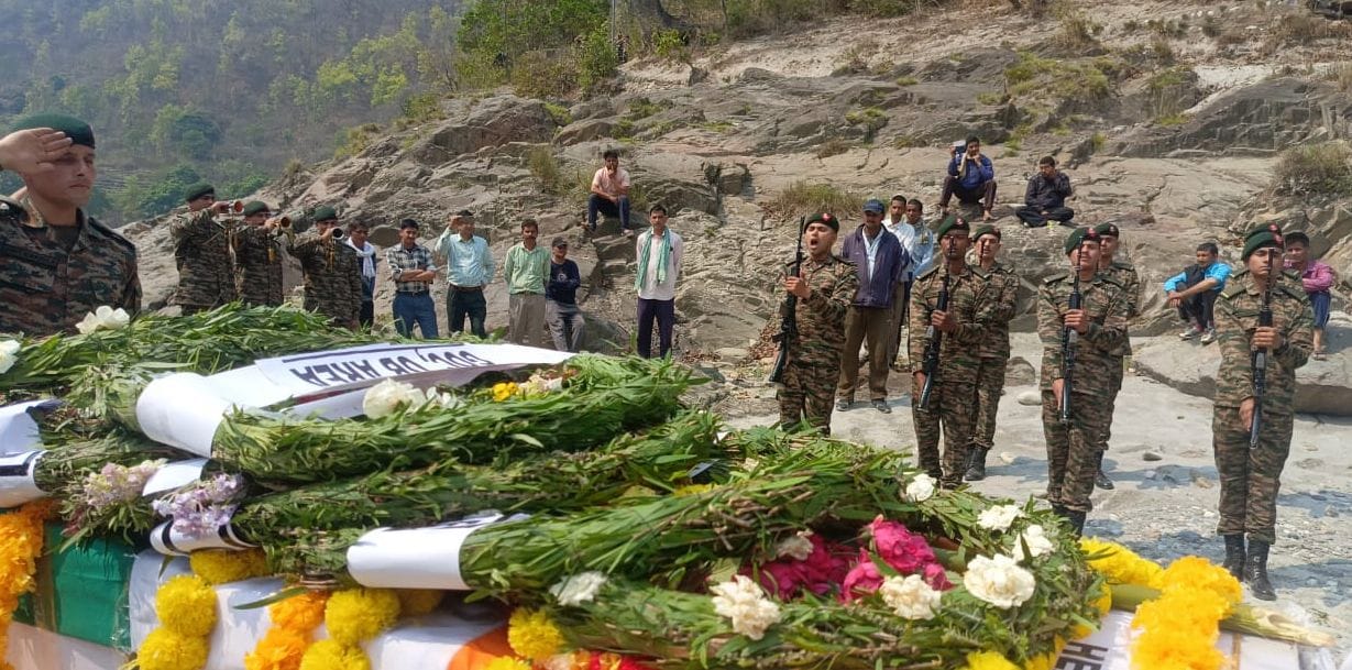 Late Havildar Joshi cremated with military honors