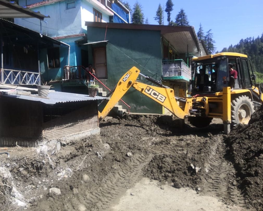 Villagers put forward several conditions before resuming construction work in the project