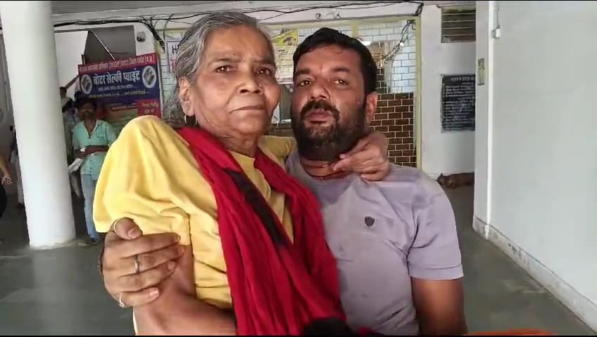 Damoh 15 health workers who have been serving for 20 years have not received salary for two years