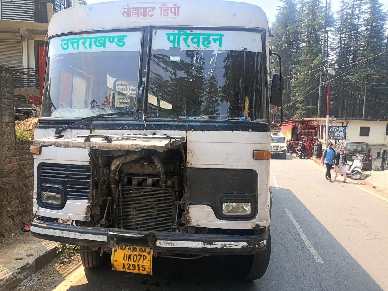 Roadways bus returning from Bareilly again betrayed