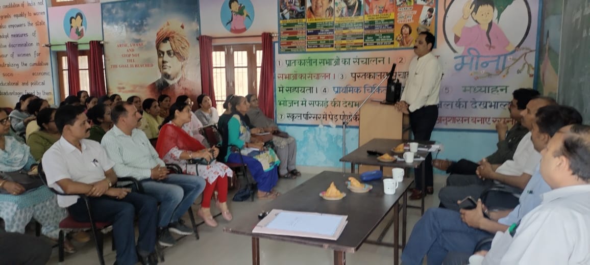 Taught teachers the nuances of teaching in English medium
