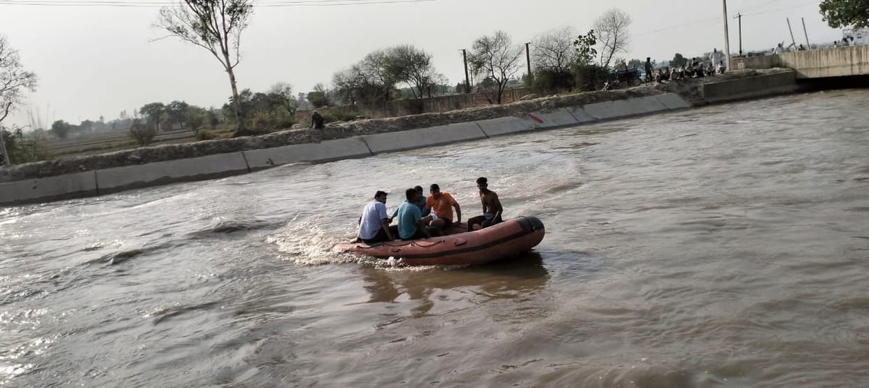 Child drowned in JLN canal, no clue found