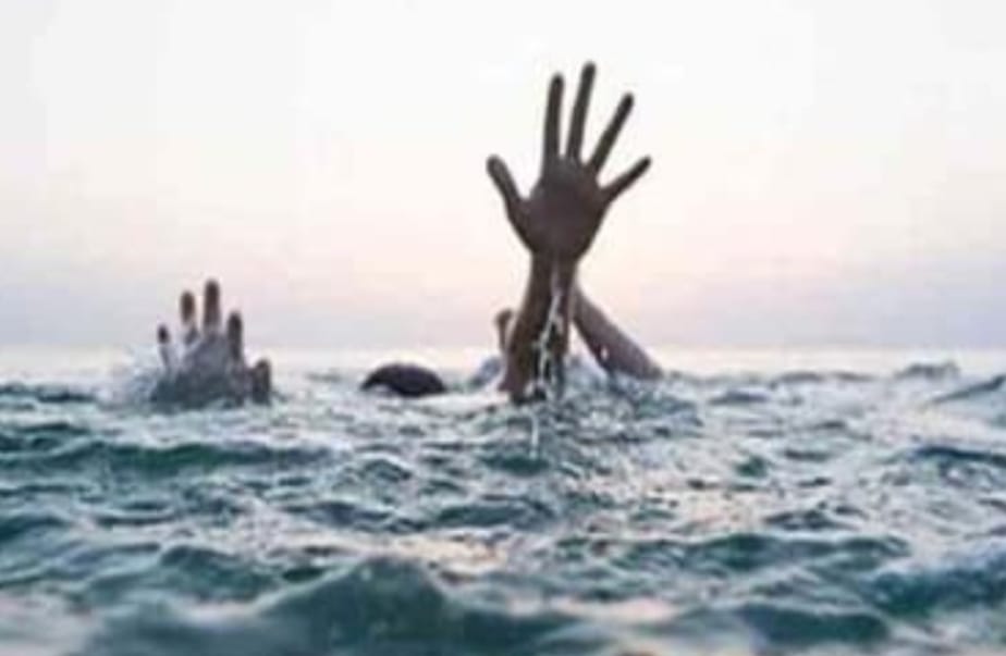 Teen drowned while bathing in a pond died body recovered after half an hour