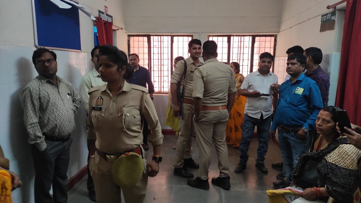 Asha workers created ruckus in CHC