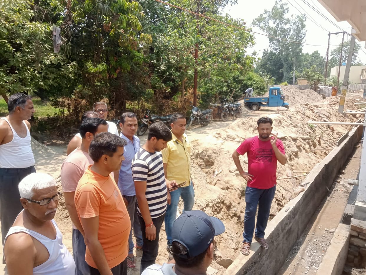 People stopped the construction work raising questions on the quality of the drain.