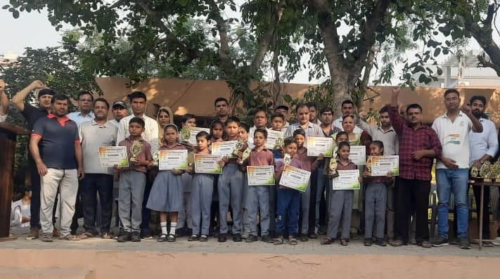 Toppers students honored with Bharat Bhagya Vidhata Award