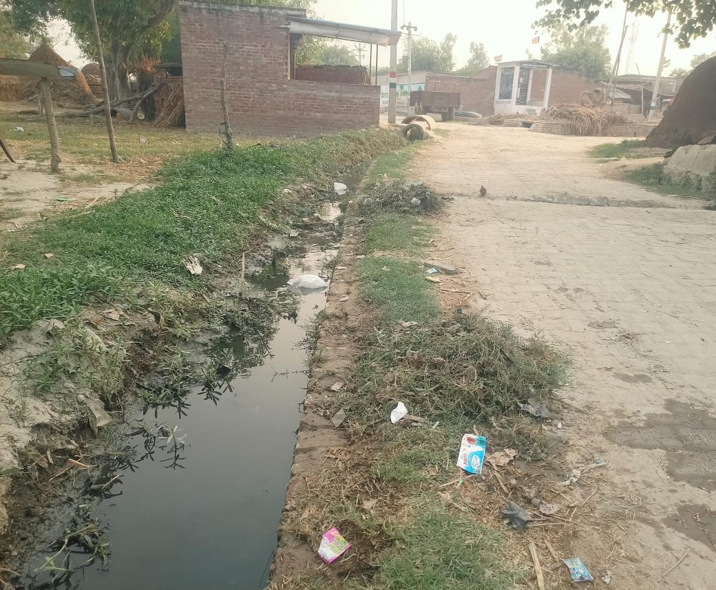 Workers reached Abhayan village after Holi, started cleaning campaign