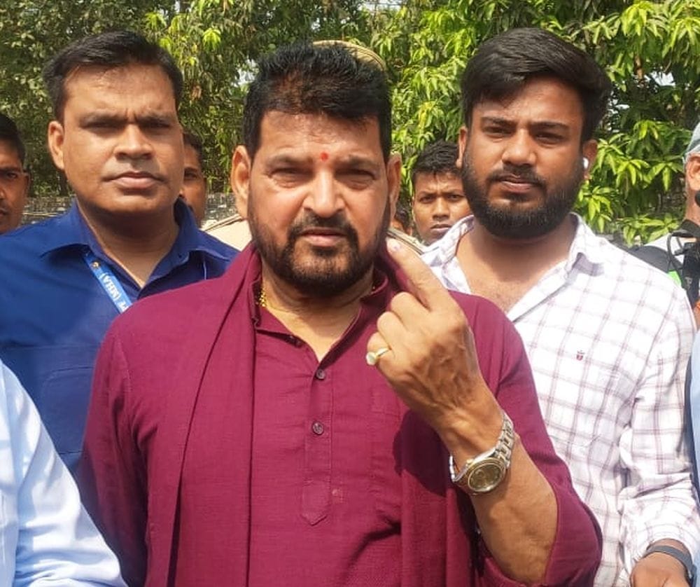 MPs, MLAs and other public representatives voted