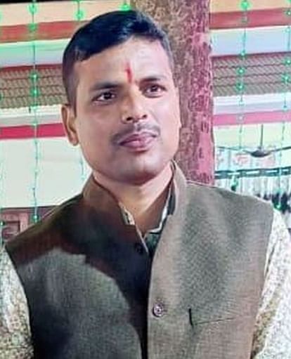 Ayodhya News: Young man got off the bus, felt dizzy and lost his life Soldier got off the bus, felt dizzy and lost his life