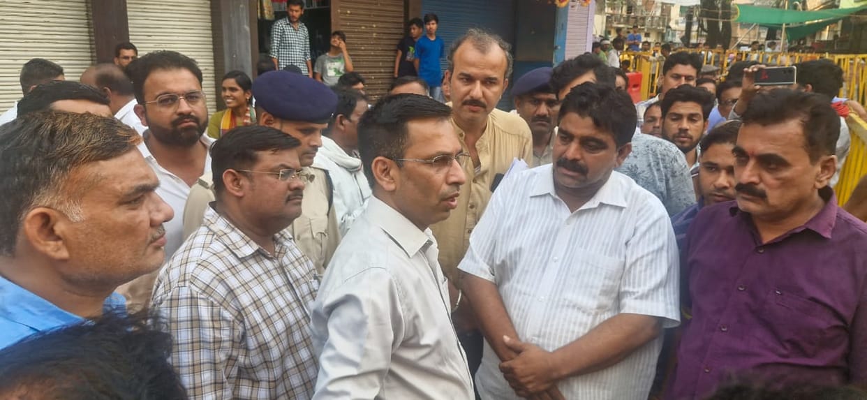 Damoh Collector says investigation will be completed in 48 hours in case of verandah collapse