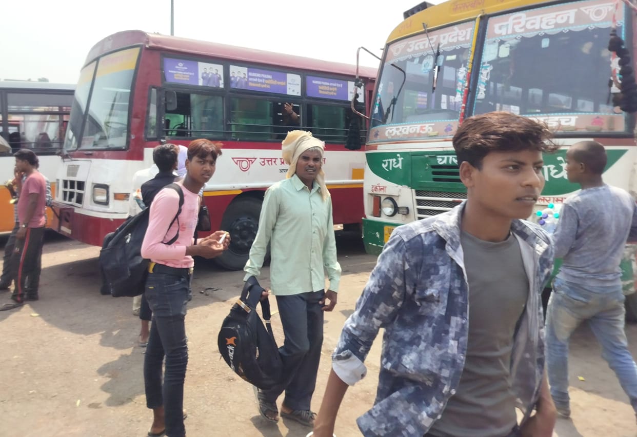 Roadways buses went to elections, passengers wandering