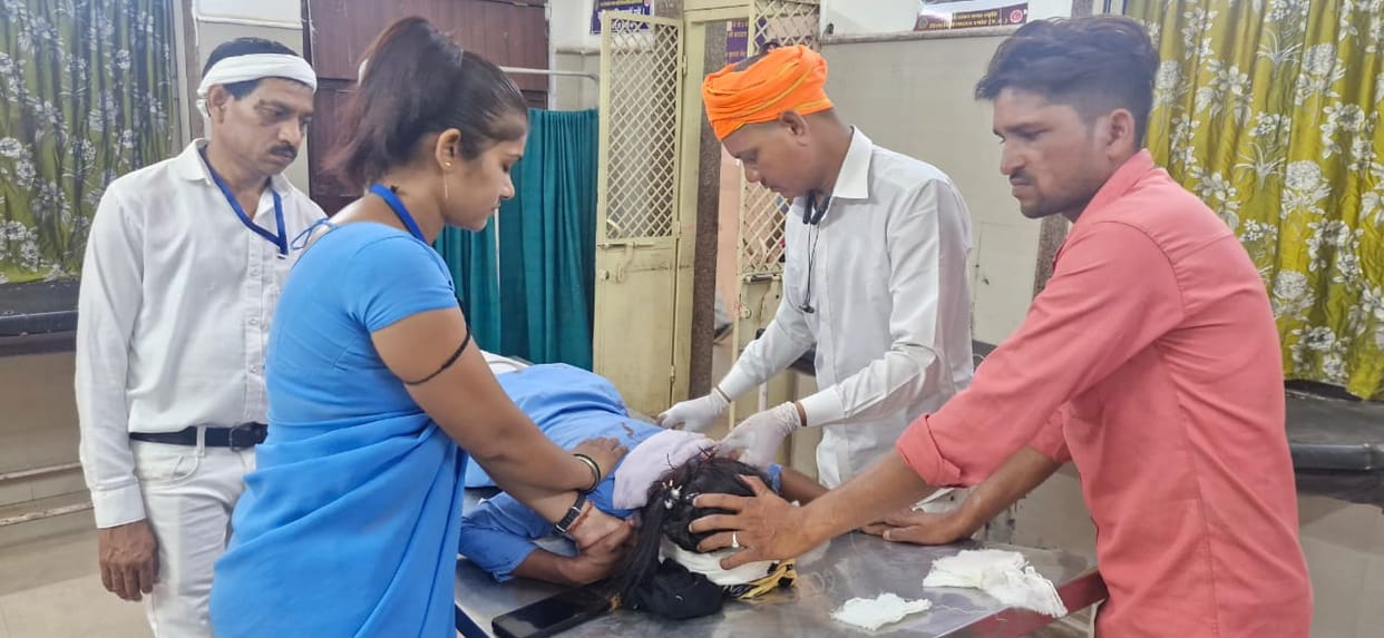 Brother and sister riding a bike, who were coming to give papers, were hit by an unknown vehicle