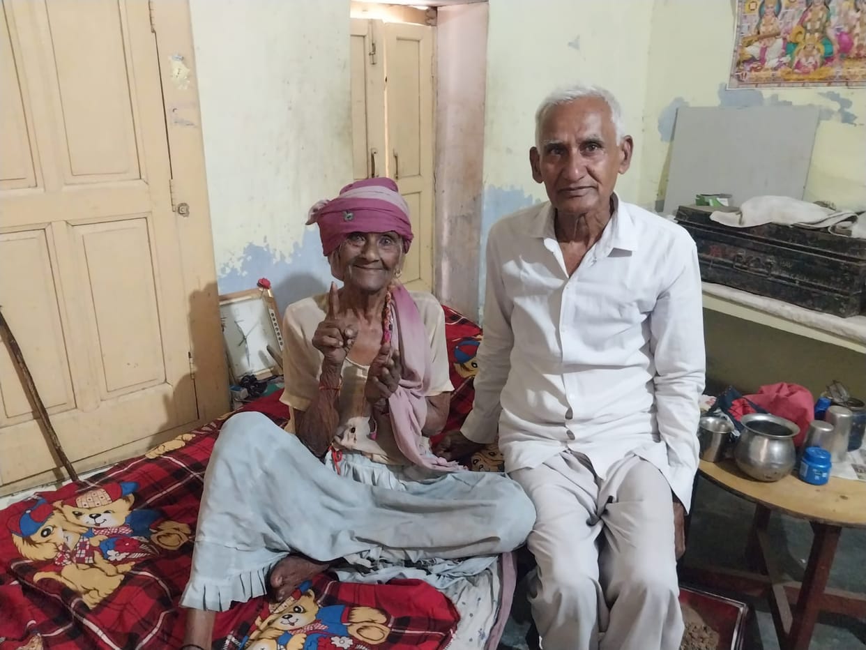 433 special voters voted at home