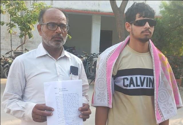 Teacher accused of breaking student's eyes by hitting him with a stick