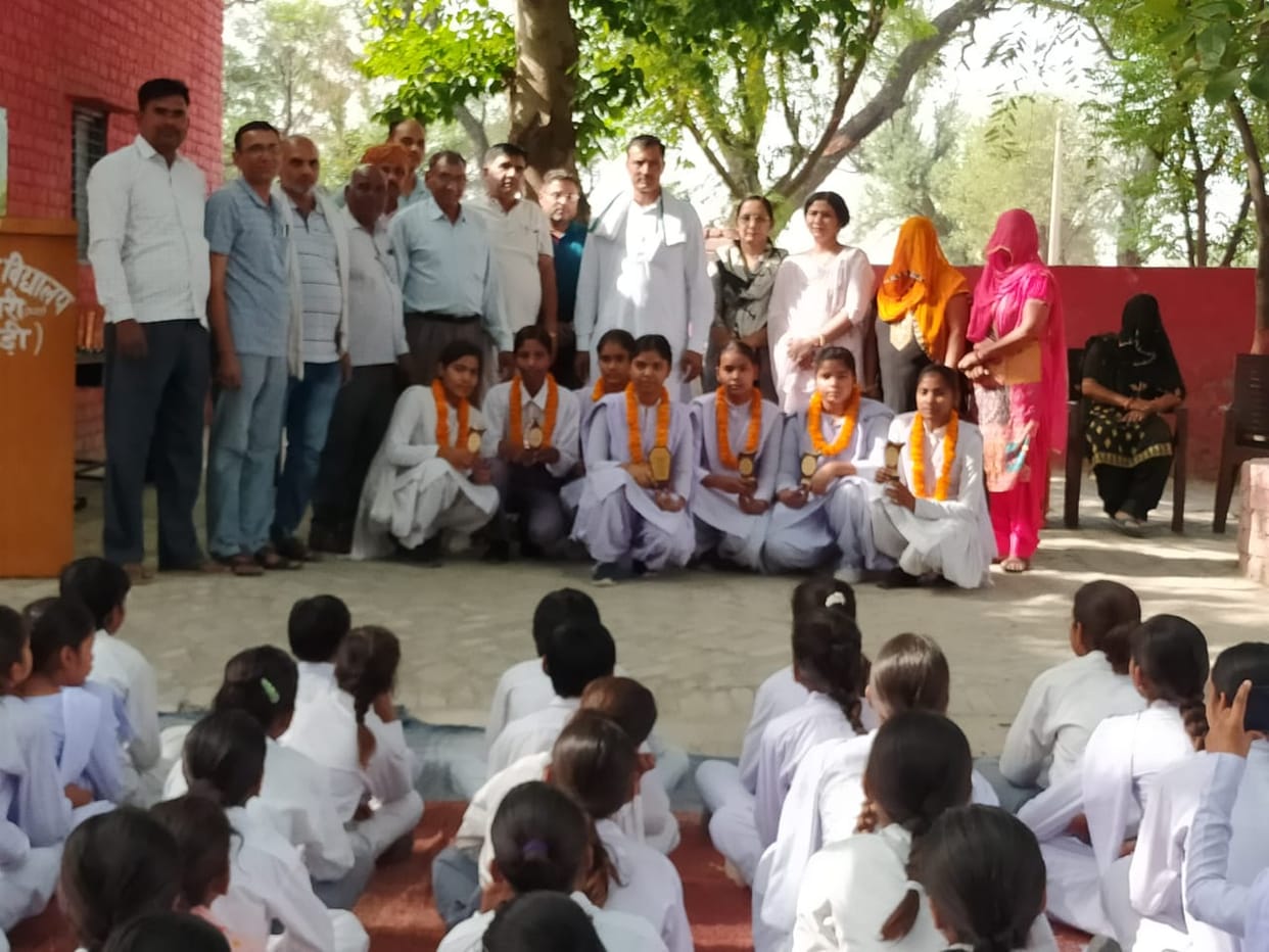 Students who got better marks were honored