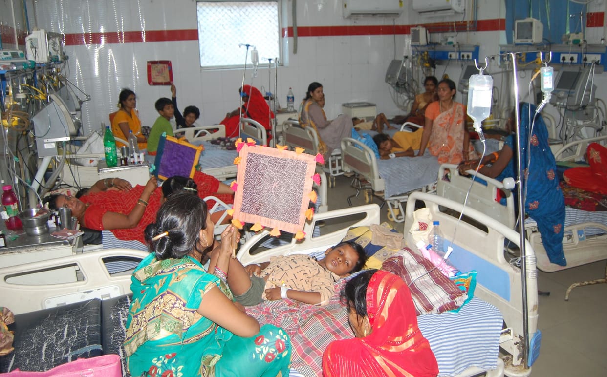 hangama in medical college