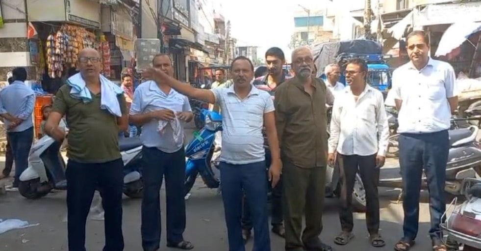 Electricity cut off overnight in Narwana, shopkeepers expressed anger
