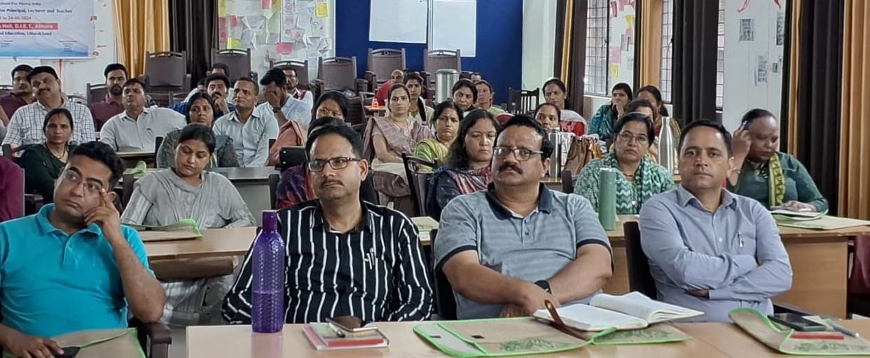 Innovative experiments are necessary to improve the education system