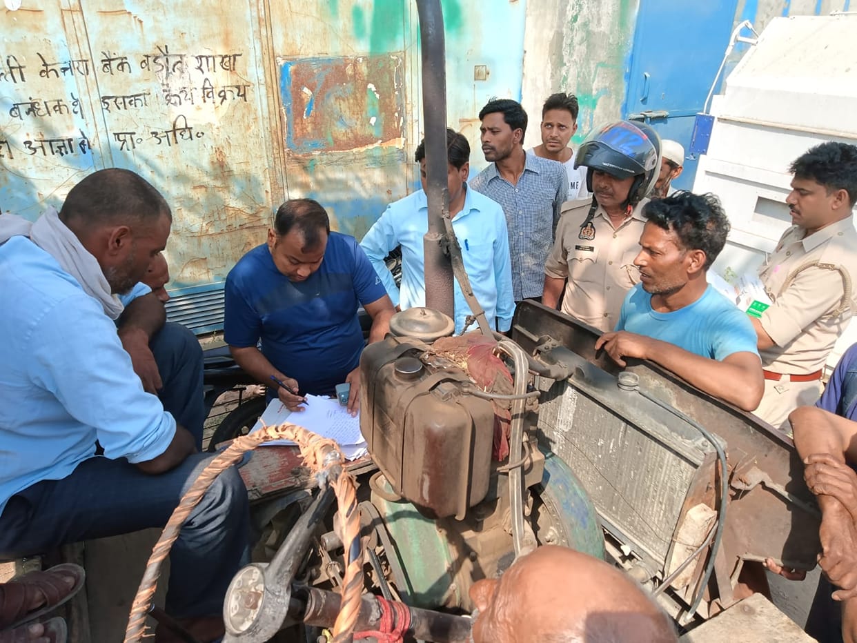 Ration caught going for black marketing, uproar of villagers